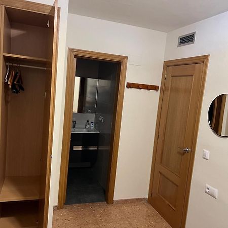 Habitacion Doble Con Bano Privado Apartment Valencia Luaran gambar